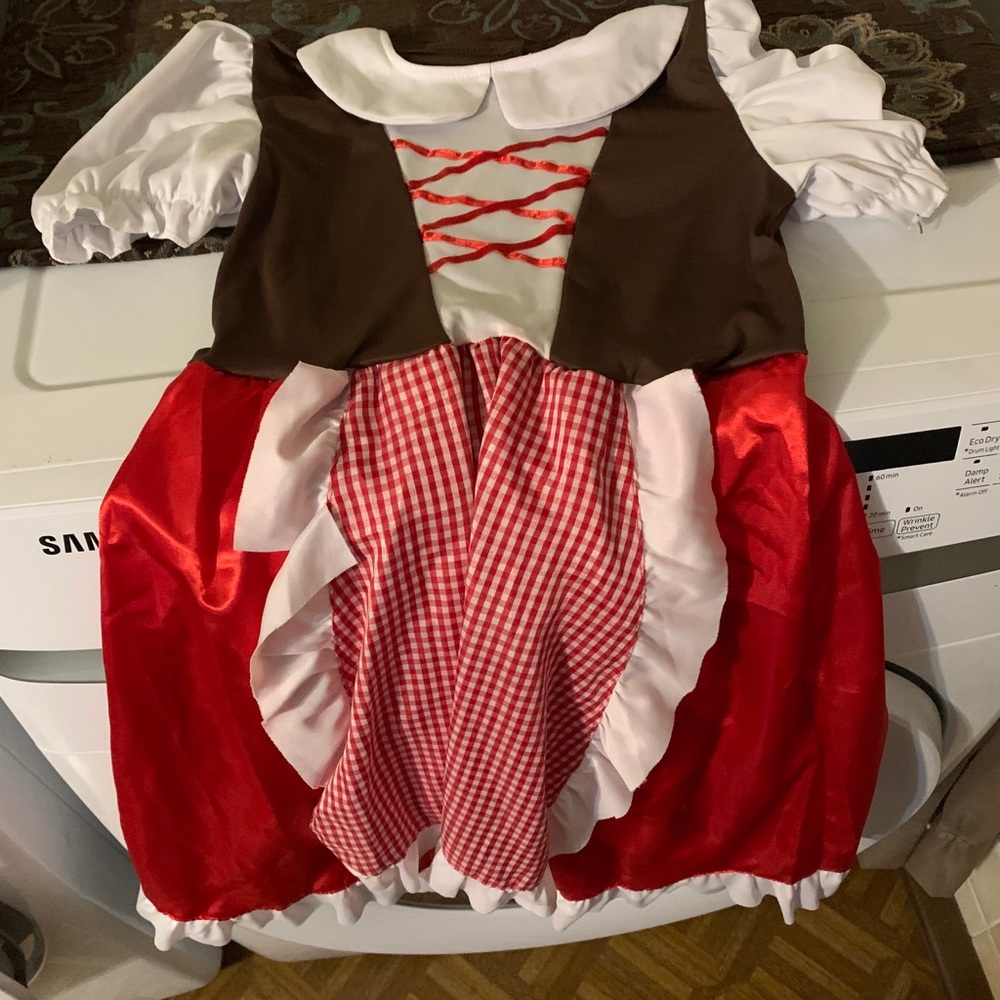 Little red riding hood size 10/12